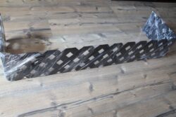 Płotek zaokienny w109m