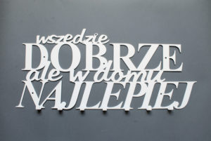 Nowoczesny wieszak na ubrania. Wieszaki designerskie na ubrania. Wieszak do domu na przedpokój.