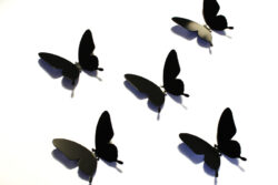 Nowoczesny wieszak na ubrania. Wieszaki designerskie na ubrania. Wieszak do domu na przedpokój. cytat